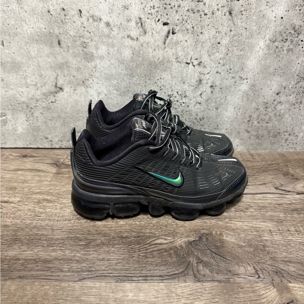 Nike Air VaporMax 360 - Black and Teal Athletic Sneakers